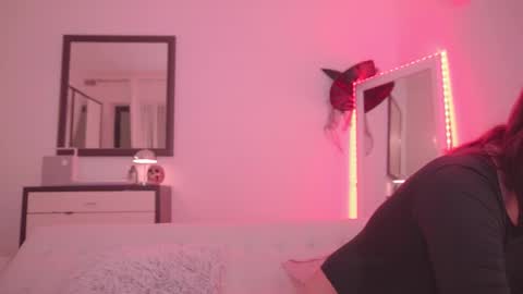 Ariel online show from October 31, 10:32 pm