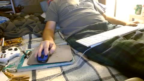Snapshot of onemattu chatting on October 5, 5:38 am Mattu online show from October 5, 5:38 am