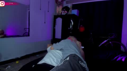 YIN MIGUEL online show from February 19, 5:16 am