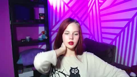 Snapshot of onessandra chatting on September 30, 7:30 am onessandra online show from September 30, 7:30 am