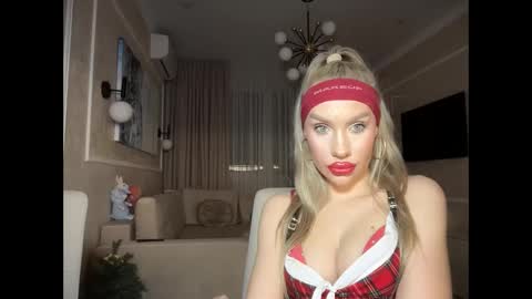 onesweet_baby online show from January 29, 4:05 am