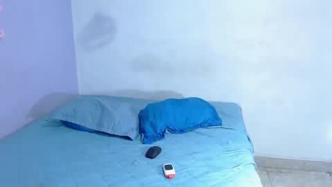 onixandghosty online show from December 2, 7:23 pm