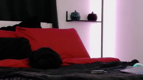 Audrey online show from May 3, 11:33 pm