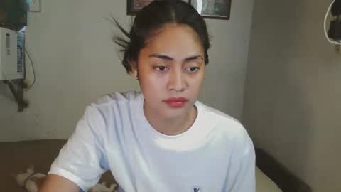 Snapshot of onlyjulia25 chatting on October 21, 3:00 am onlyjulia25 online show from October 21, 3:00 am