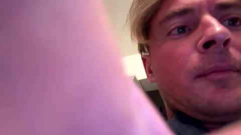 onlyloveyoutwice2016 online show from February 9, 12:47 am