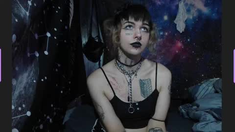 Snapshot of onyx_black666 chatting on September 10, 4:35 am onyx_black666 online show from September 10, 4:35 am