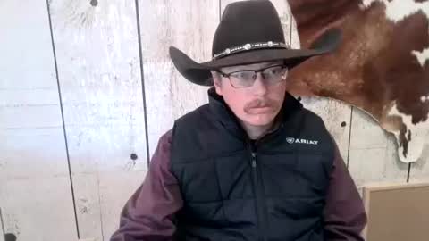 Snapshot of openmindedcowboy chatting on November 1, 3:22 pm kinkynerd online show from November 1, 3:22 pm