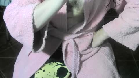 Snapshot of ore_cam chatting on September 25, 2:40 am Ore online show from September 25, 2:40 am