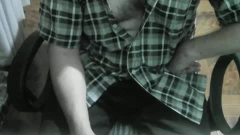 Snapshot of ore_cam chatting on March 3, 5:42 am Ore online show from March 3, 5:42 am