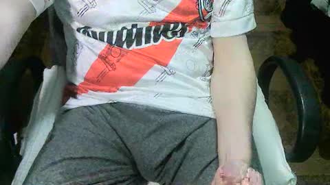 Snapshot of ore_cam chatting on October 2, 11:25 pm Ore online show from October 2, 11:25 pm