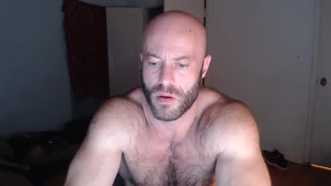 Snapshot of oregon87 chatting on February 21, 4:07 am The Oregon Lumberjack online show from February 21, 4:07 am