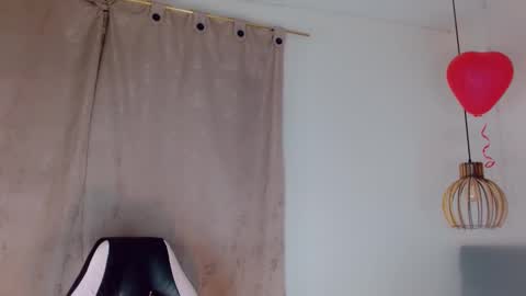 Oriana braom online show from February 18, 12:05 am