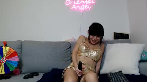 Snapshot of orientalangel chatting on September 25, 12:12 pm Oriental Angel online show from September 25, 12:12 pm