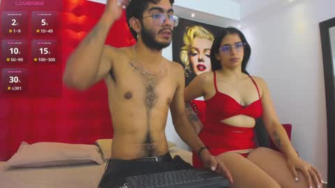 Snapshot of orion_perla chatting on January 19, 6:42 am orion y perla online show from January 19, 6:42 am
