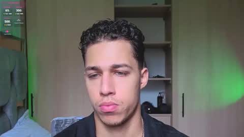 Orionblaze 69  online show from December 17, 7:09 pm