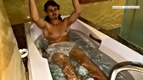 Fansly and Instagram -  online show from March 9, 12:10 pm