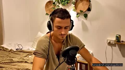 Fansly and Instagram -  online show from December 3, 12:50 pm