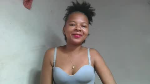 Snapshot of ornellahhh chatting on October 3, 3:42 pm ornellahhh online show from October 3, 3:42 pm