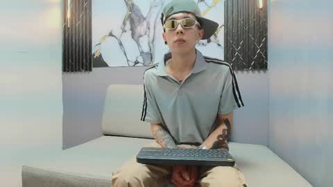 Snapshot of orus_241 chatting on October 14, 7:50 pm orus_241 online show from October 14, 7:50 pm