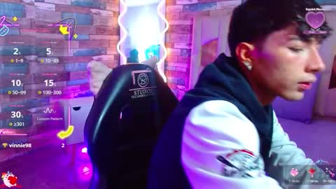 osamu_tay online show from March 10, 11:47 am