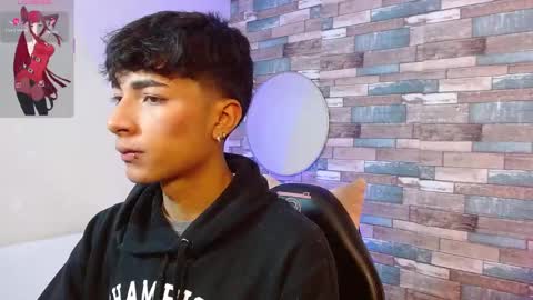 osamu_tay online show from February 28, 11:58 am