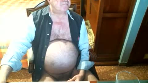 Oscar online show from April 14, 3:37 pm