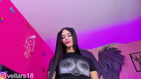 vella online show from January 17, 6:54 pm