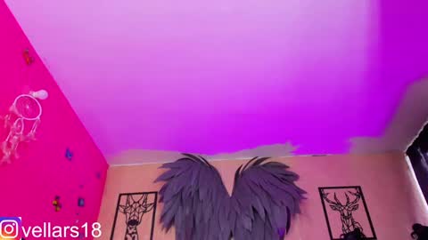 vella online show from February 3, 8:24 pm