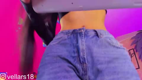 vella online show from March 4, 1:45 am