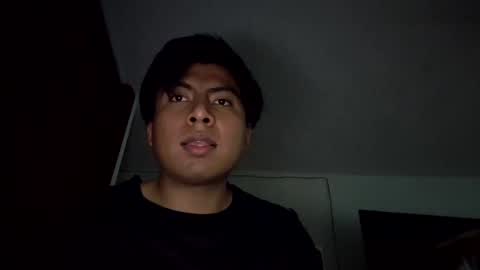 Oscar L online show from January 25, 6:57 pm