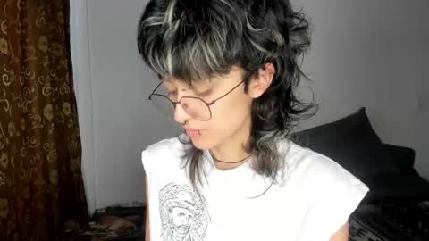 Snapshot of ottoyan_ chatting on September 16, 9:29 pm Otto 3 online show from September 16, 9:29 pm