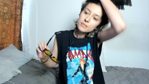 Snapshot of ottoyan_ chatting on December 6, 9:07 pm Otto 3 online show from December 6, 9:07 pm
