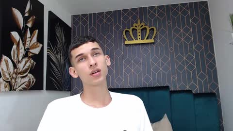 Snapshot of owen_stone1 chatting on February 7, 11:45 am owen_stone1 online show from February 7, 11:45 am