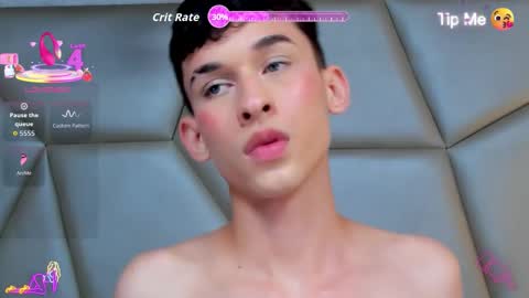 Snapshot of owen_stone1 chatting on October 14, 11:30 pm owen_stone1 online show from October 14, 11:30 pm