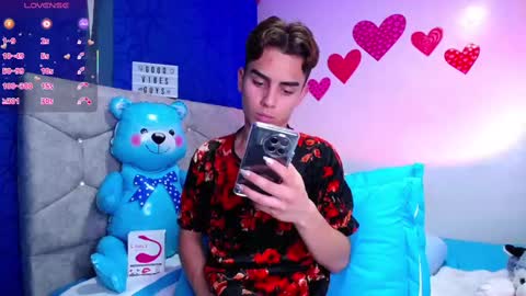 Owen  Independent model  online show from February 21, 5:24 am