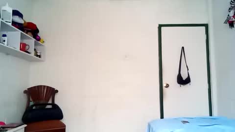 Jeannifer online show from April 15, 12:19 pm