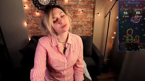 Snapshot of ozalin_green chatting on February 1, 8:50 am ozalin_green online show from February 1, 8:50 am