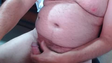 Snapshot of ozzieozzieoi chatting on February 27, 1:52 am HairyolOz online show from February 27, 1:52 am