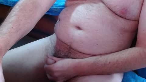 Snapshot of ozzieozzieoi chatting on September 11, 2:24 am HairyolOz online show from September 11, 2:24 am