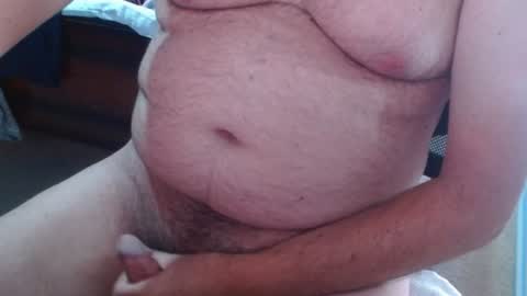 Snapshot of ozzieozzieoi chatting on January 23, 2:12 am HairyolOz online show from January 23, 2:12 am