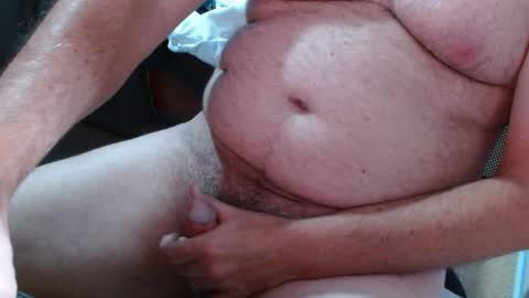 Snapshot of ozzieozzieoi chatting on February 26, 1:25 am HairyolOz online show from February 26, 1:25 am