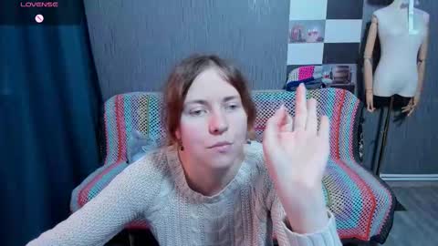 Ella online show from October 28, 12:28 pm