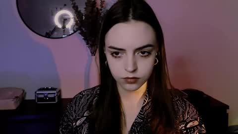 Iris online show from March 10, 2:16 pm