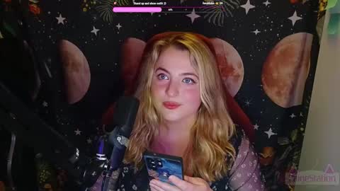 Snapshot of paigestation chatting on September 21, 9:08 pm PaigeStation online show from September 21, 9:08 pm