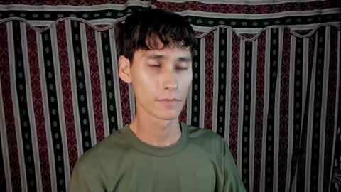 Snapshot of paimon_goetia chatting on October 14, 12:13 am Alexander Grigori online show from October 14, 12:13 am