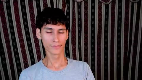 Snapshot of paimon_goetia chatting on October 17, 11:53 pm Alexander Grigori online show from October 17, 11:53 pm