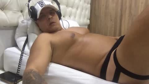 Snapshot of paisaexotico chatting on September 27, 2:42 am paisaexotico online show from September 27, 2:42 am