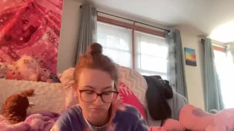 Snapshot of paisleysnowxo chatting on October 6, 6:59 pm paisleysnowxo online show from October 6, 6:59 pm