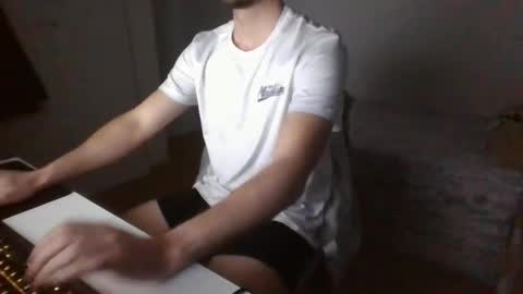 pajaritosenelaire online show from April 4, 9:38 am