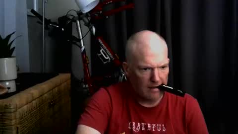 pale_dad_bod online show from November 14, 11:50 pm